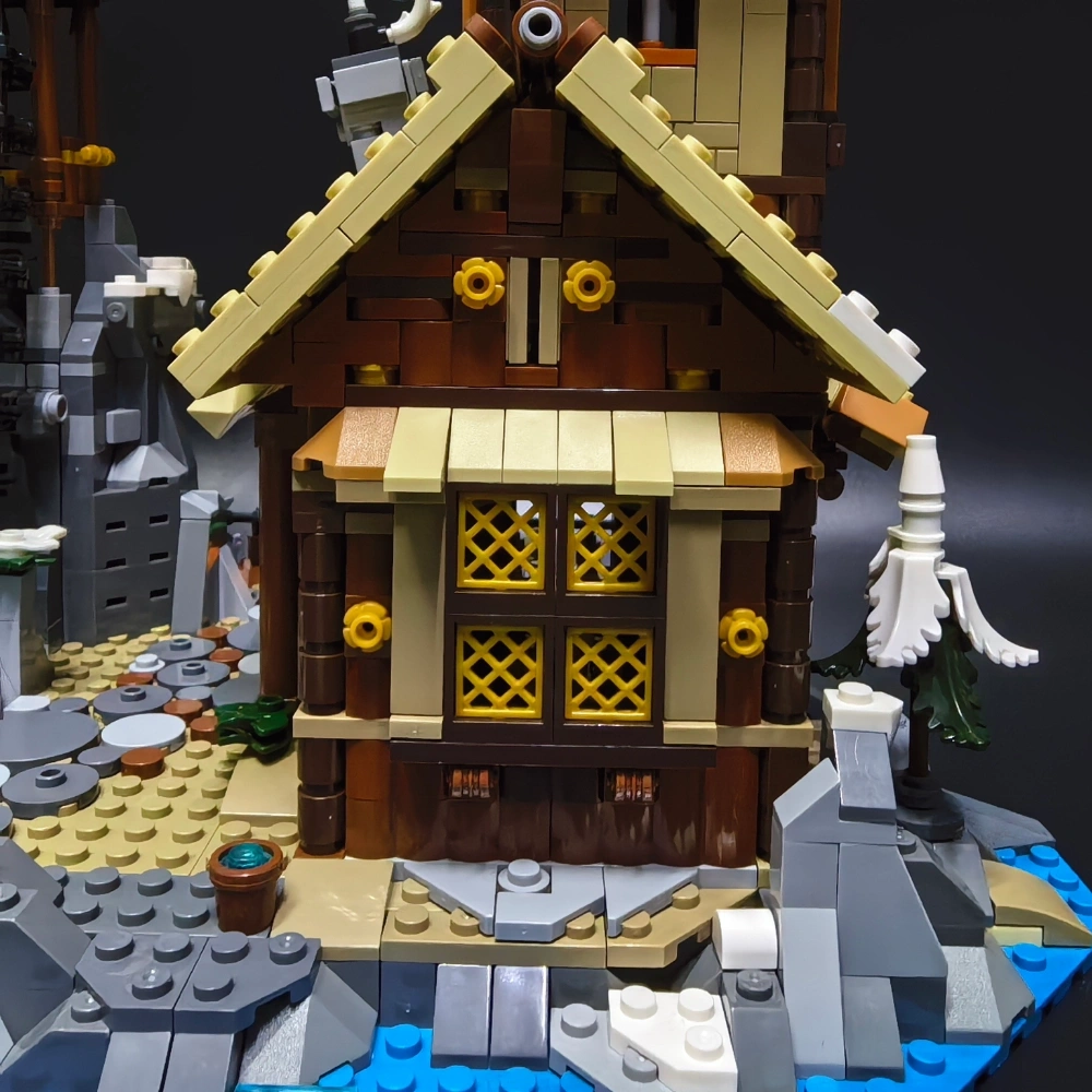 MOC 185525 Viking Port House