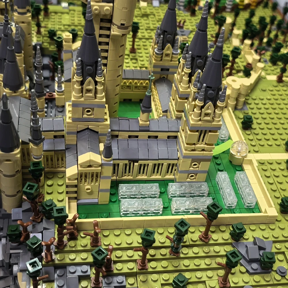MOC 45950 Harry Potter Hogwarts Castle Epic Detailed Build