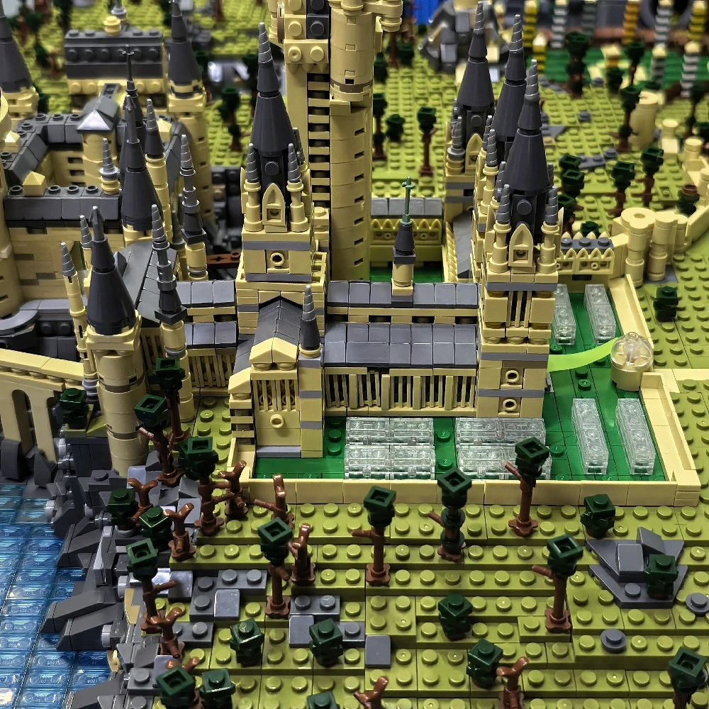 MOC 45950 Harry Potter Hogwarts Castle Epic Detailed Build