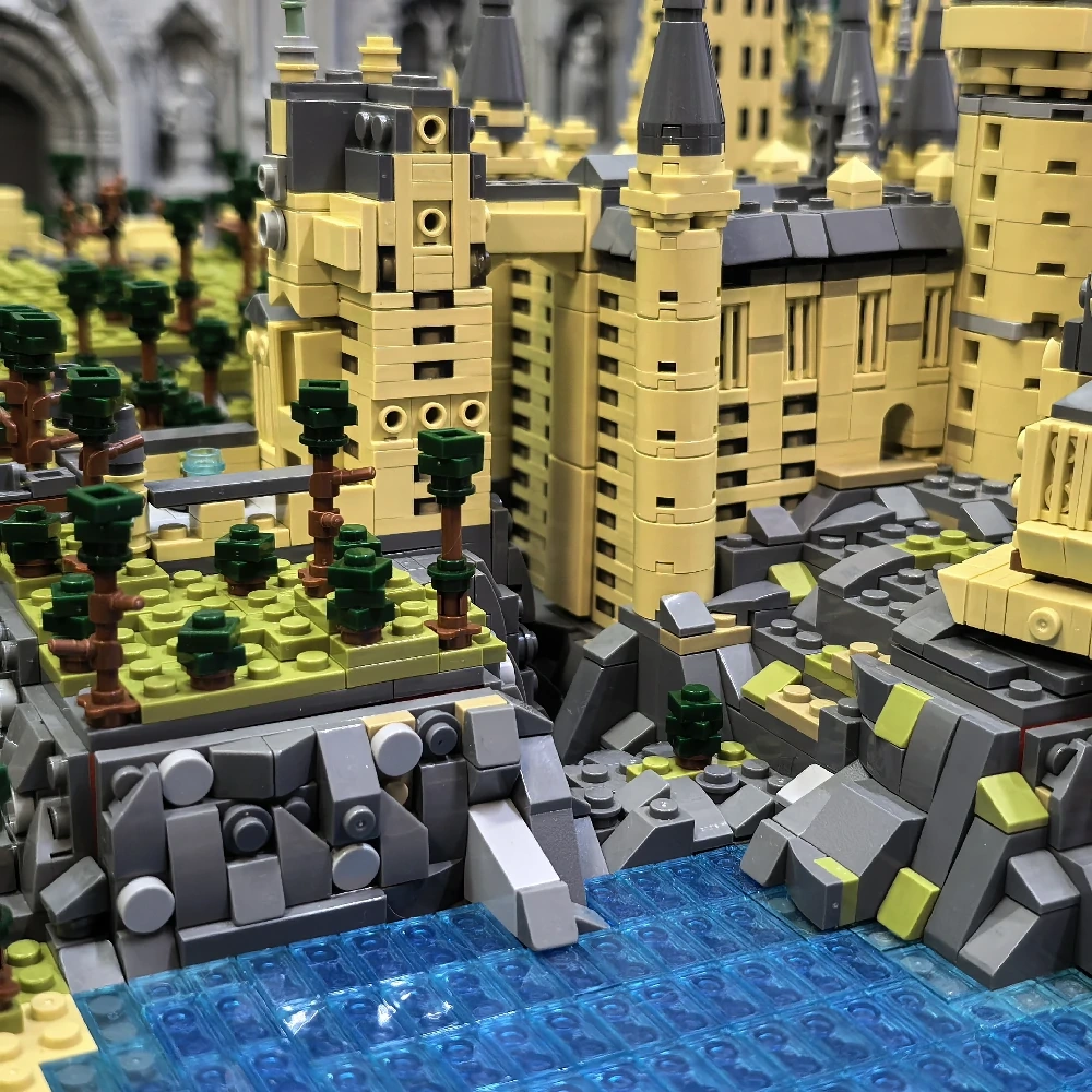 MOC 45950 Harry Potter Hogwarts Castle Epic Detailed Build