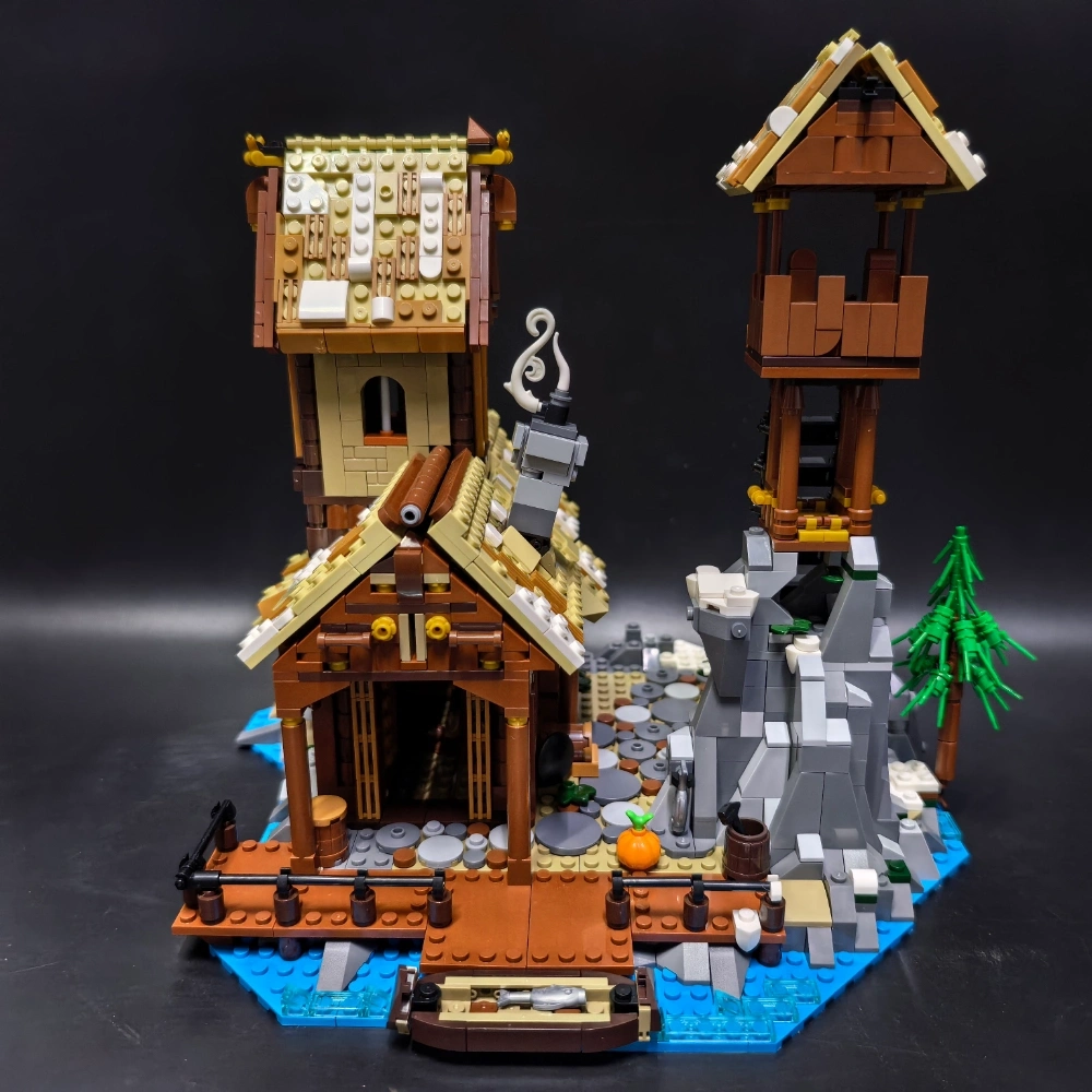 MOC 185525 Viking Port House