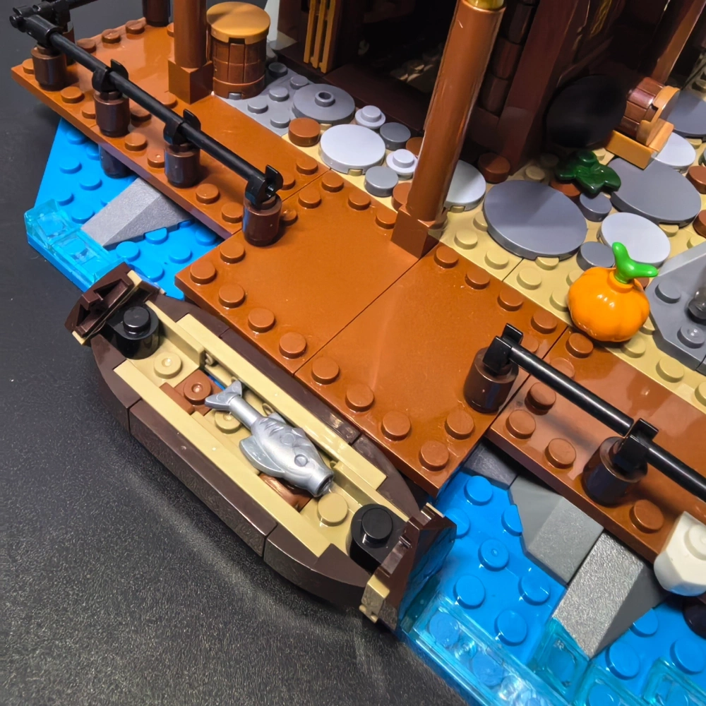 MOC 185525 Viking Port House