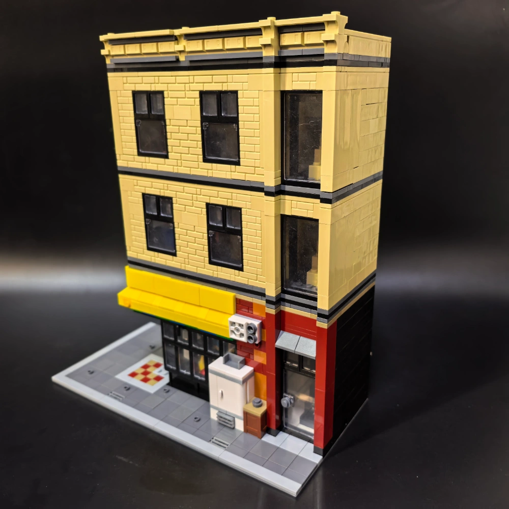 Studio 208279 Spider-Man Apt Deli Modification Of Set 76311