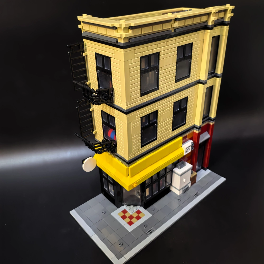 Studio 208279 Spider-Man Apt Deli Modification Of Set 76311