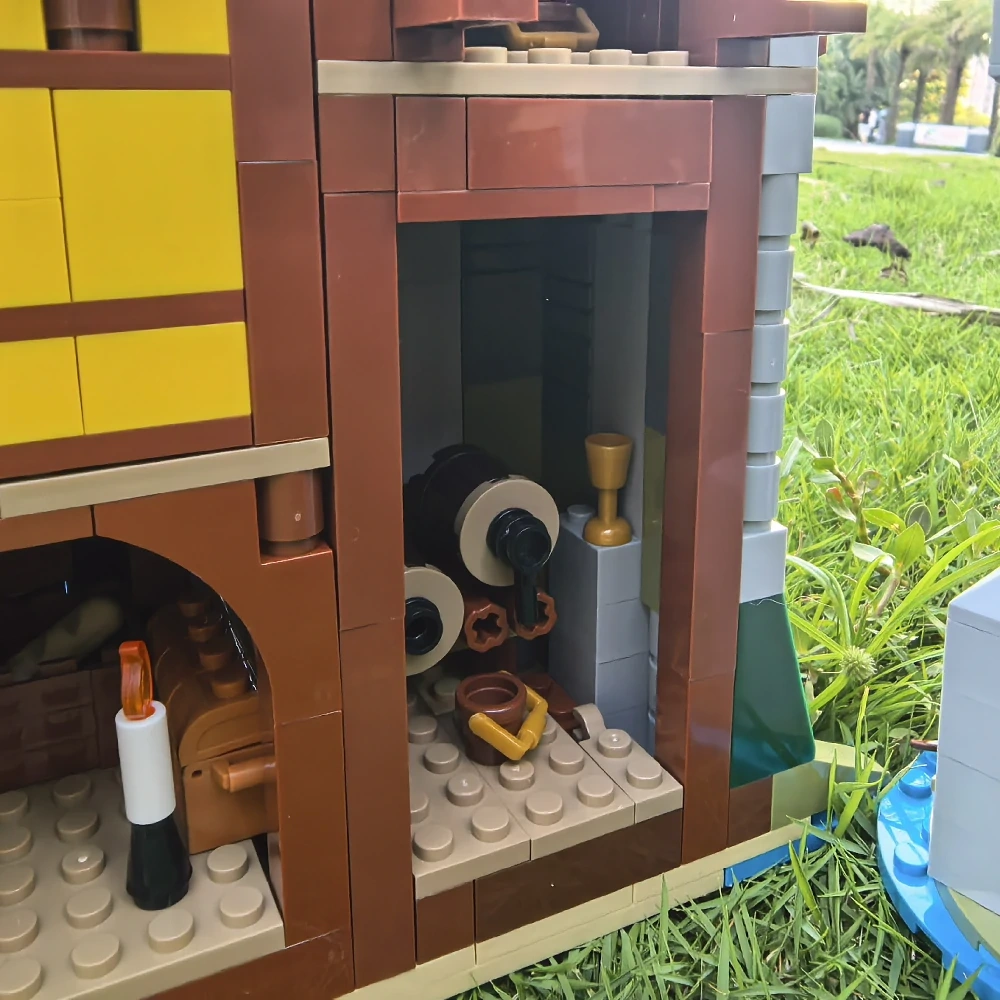 MOC 101775 Black Falcon Knight's Castle 31120 Medieval Castle Alternate Build