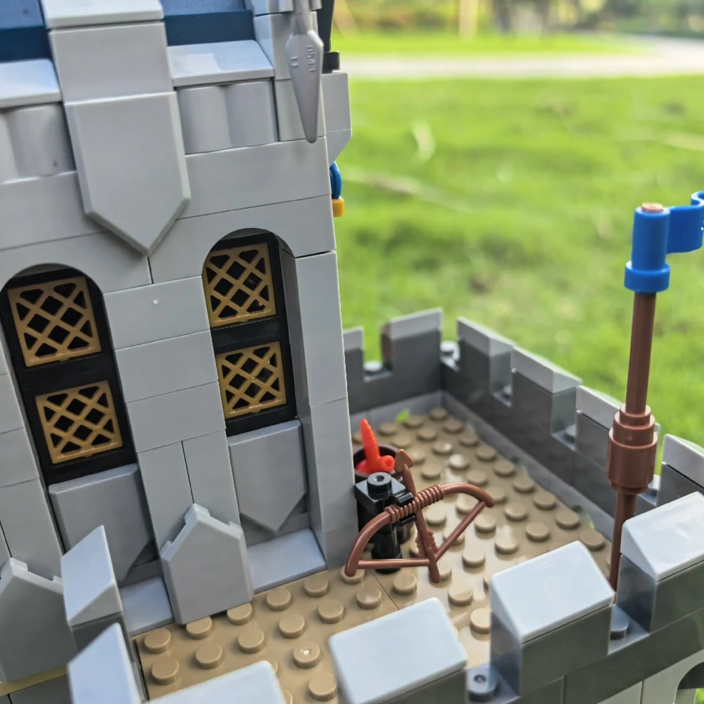 MOC 101775 Black Falcon Knight's Castle 31120 Medieval Castle Alternate Build