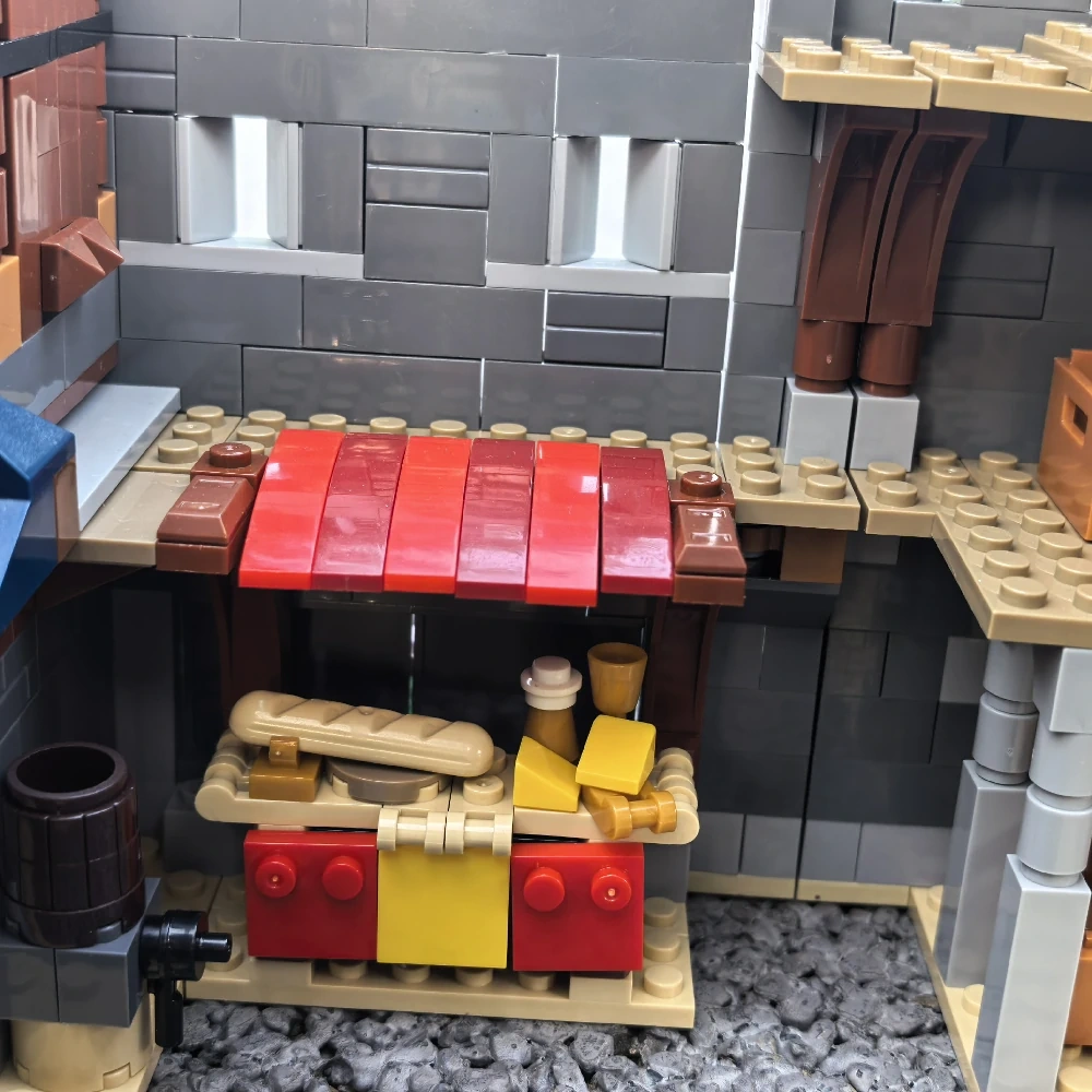 MOC 82242 Medieval Castle II Mod Combining Two 3-in-1 Castles 31120
