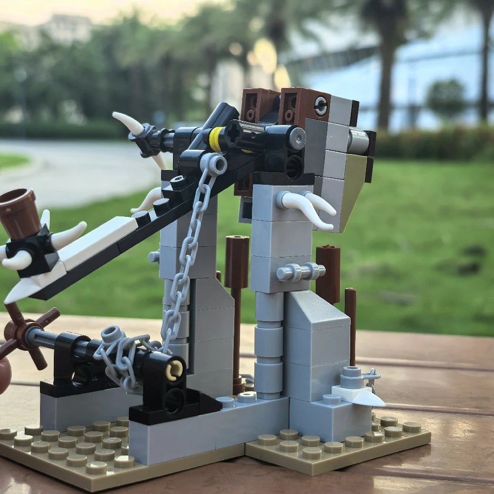 MOC 82242 Medieval Castle II Mod Combining Two 3-in-1 Castles 31120