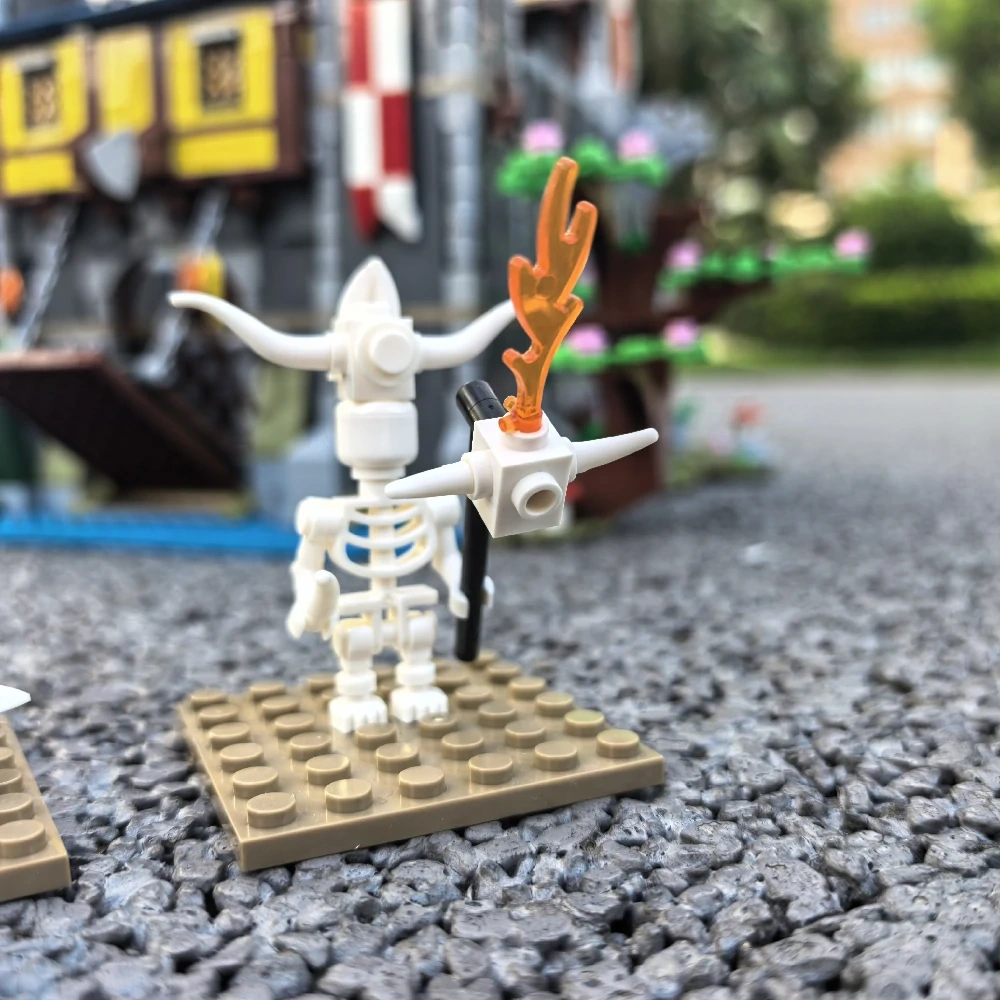 MOC 82242 Medieval Castle II Mod Combining Two 3-in-1 Castles 31120