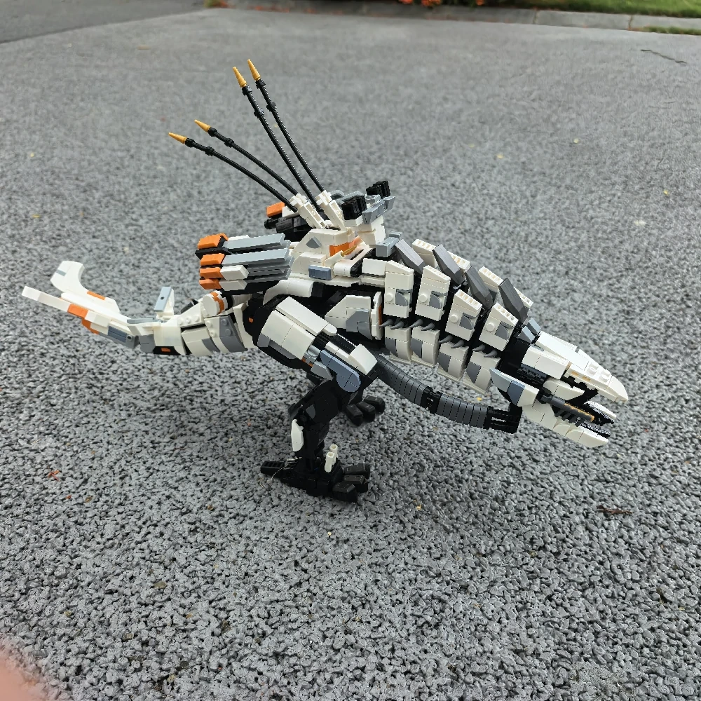 Studio 176491 Horizon Zero Dawn Thunderjaw Europe Warehouse
