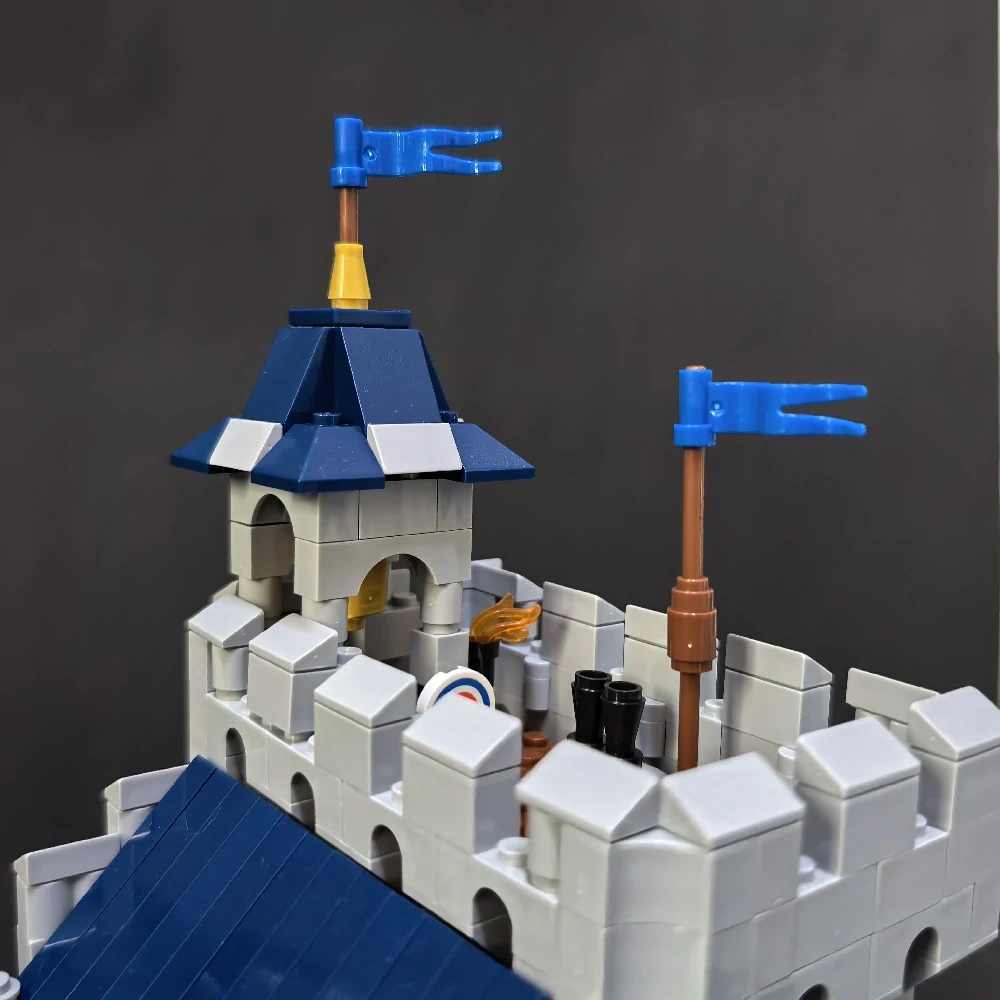 MOC 175505 Falcon Master's Castle