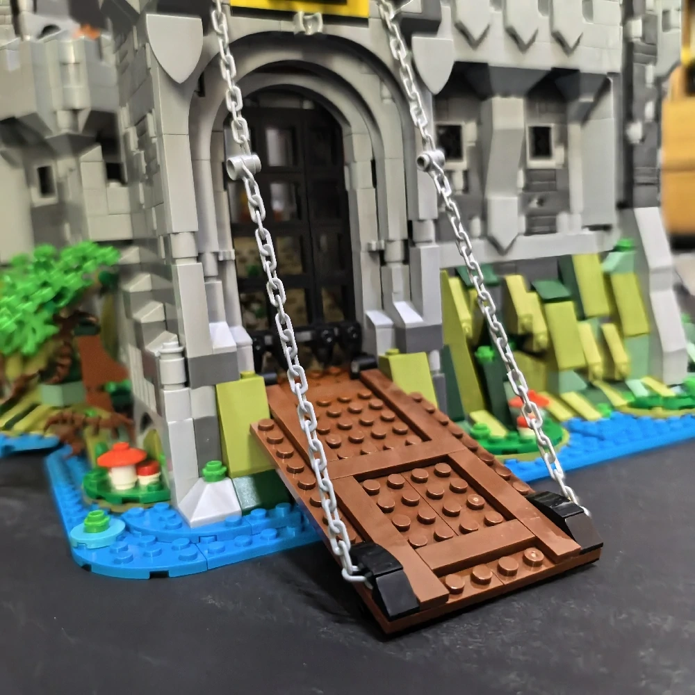MOC 175505 Falcon Master's Castle