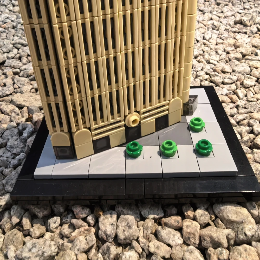 MOC 216319 Flatiron Building 1:800 Scale