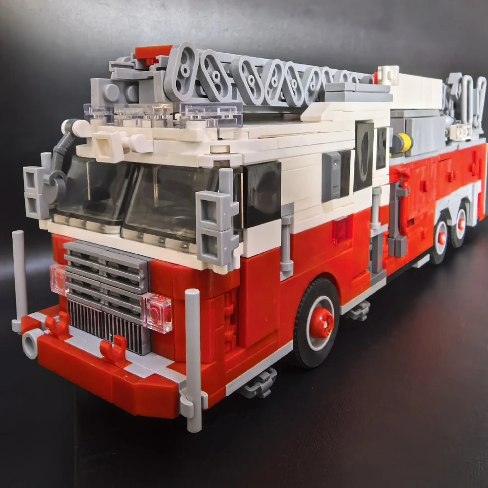 MOC 133201 FDNY - New York - Ladder 102 Bedford Express