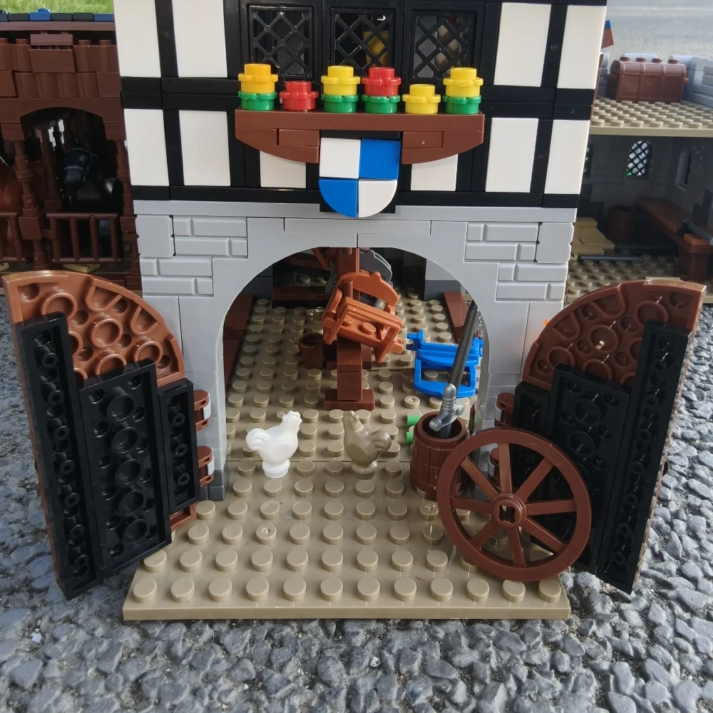 MOC 141494 Falcon's Stable