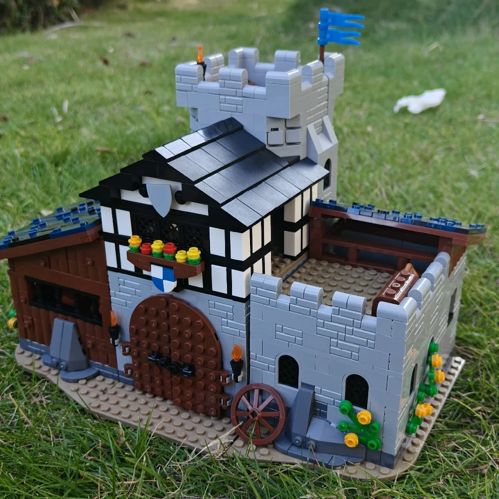MOC 141494 Falcon's Stable