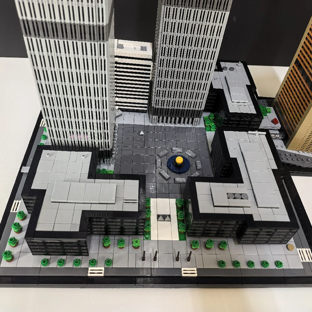 MOC 177998 World Trade Center Complex 1:800 Scale