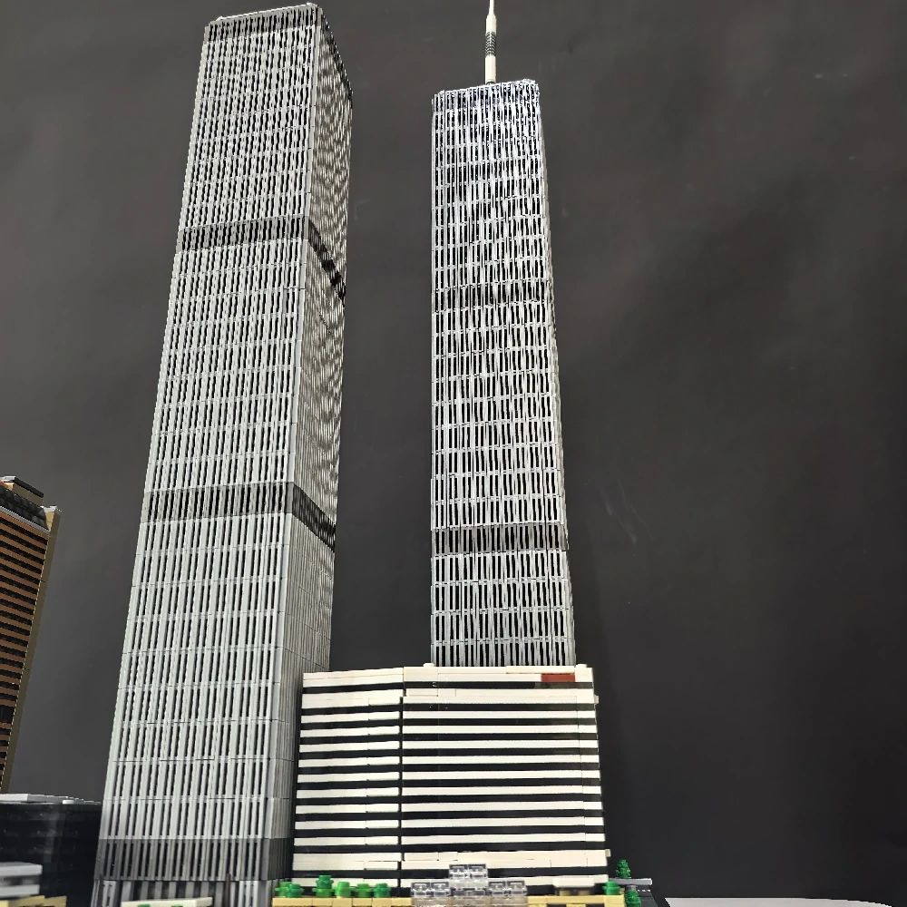 MOC 177998 World Trade Center Complex 1:800 Scale