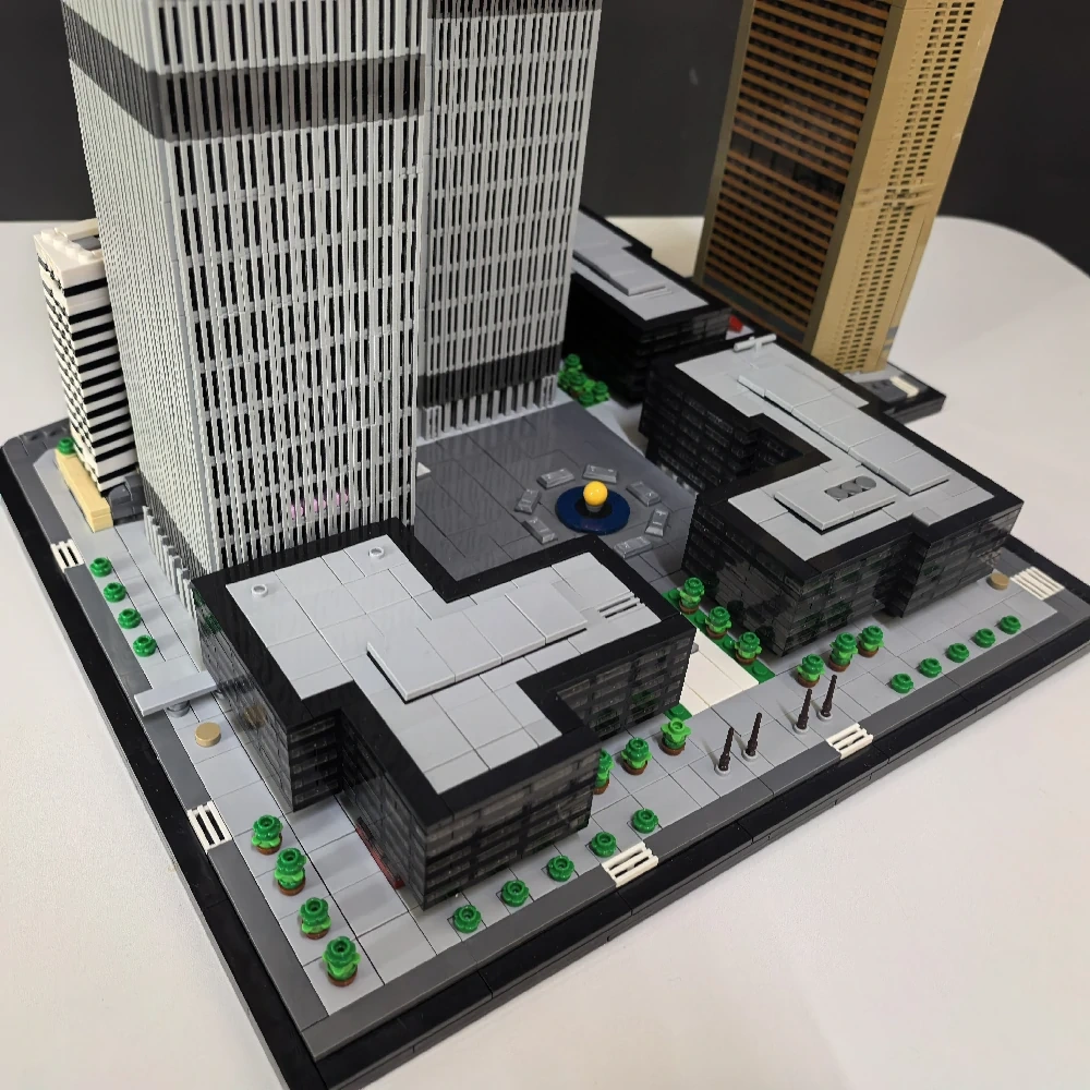MOC 177998 World Trade Center Complex 1:800 Scale