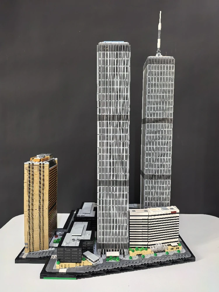 MOC 177998 World Trade Center Complex 1:800 Scale
