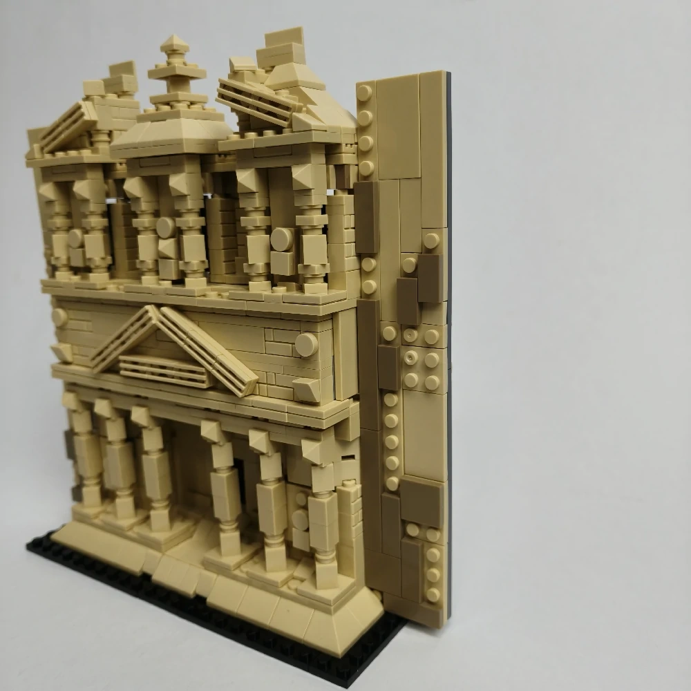 MOC 235222 Petra MOC - Statue of Liberty Alternative Build