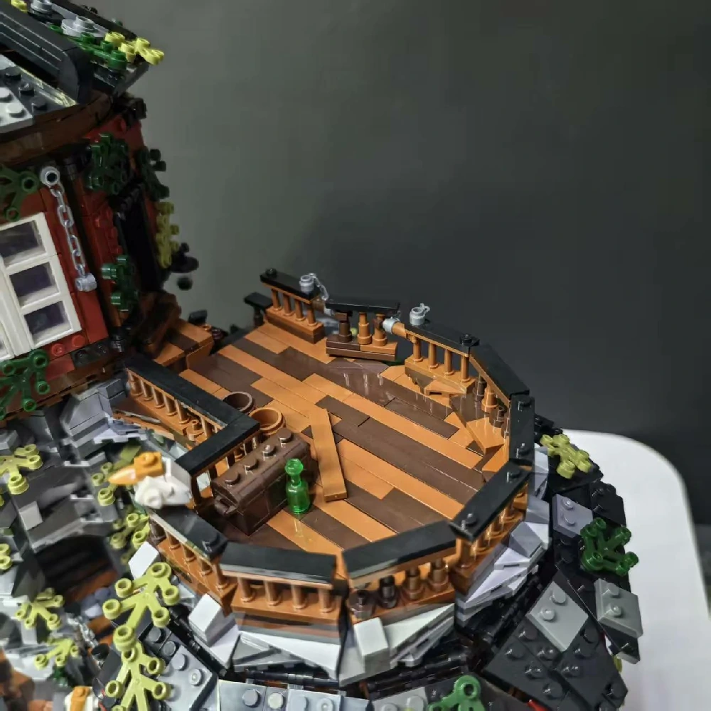 MOC 107284 Astronomer's Planetarium