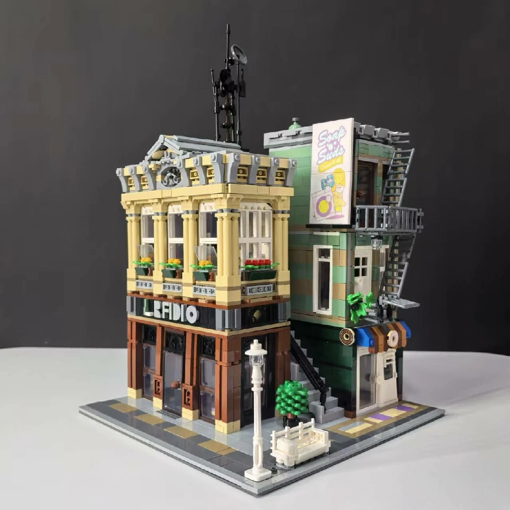 MOC 108370 Radio Station