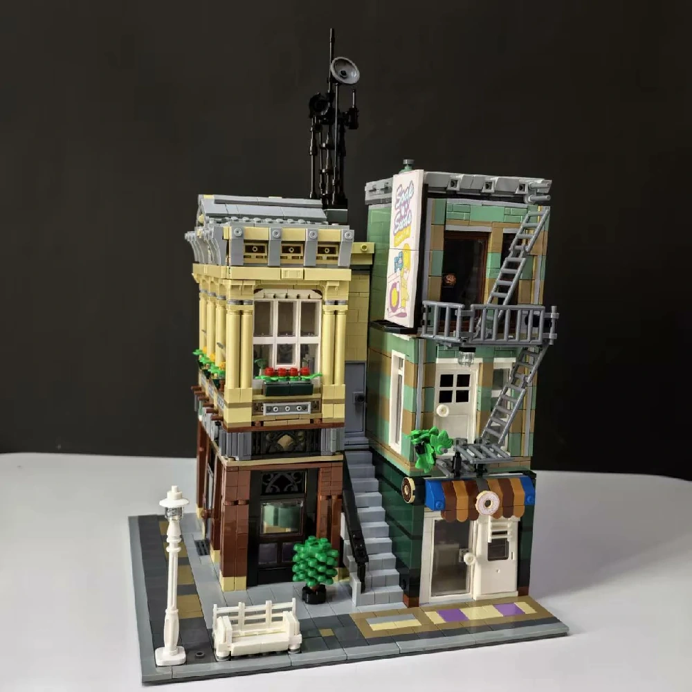 MOC 108370 Radio Station