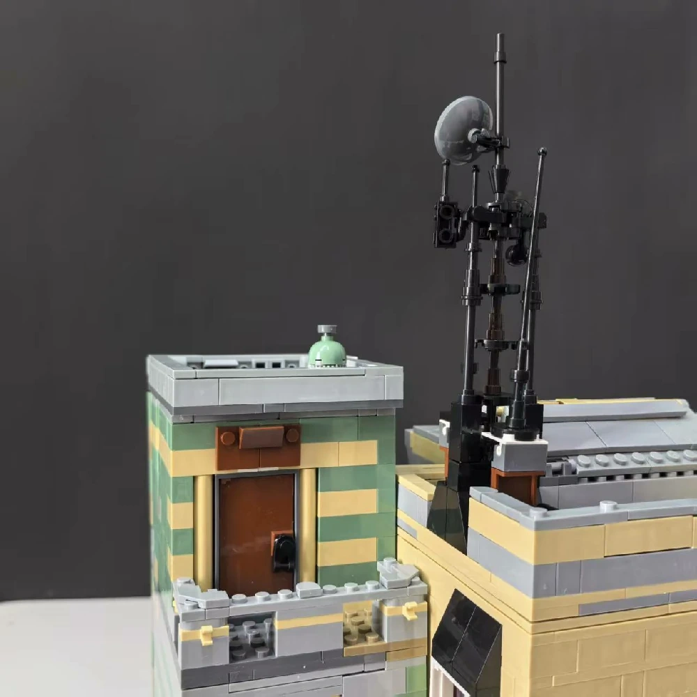 MOC 108370 Radio Station