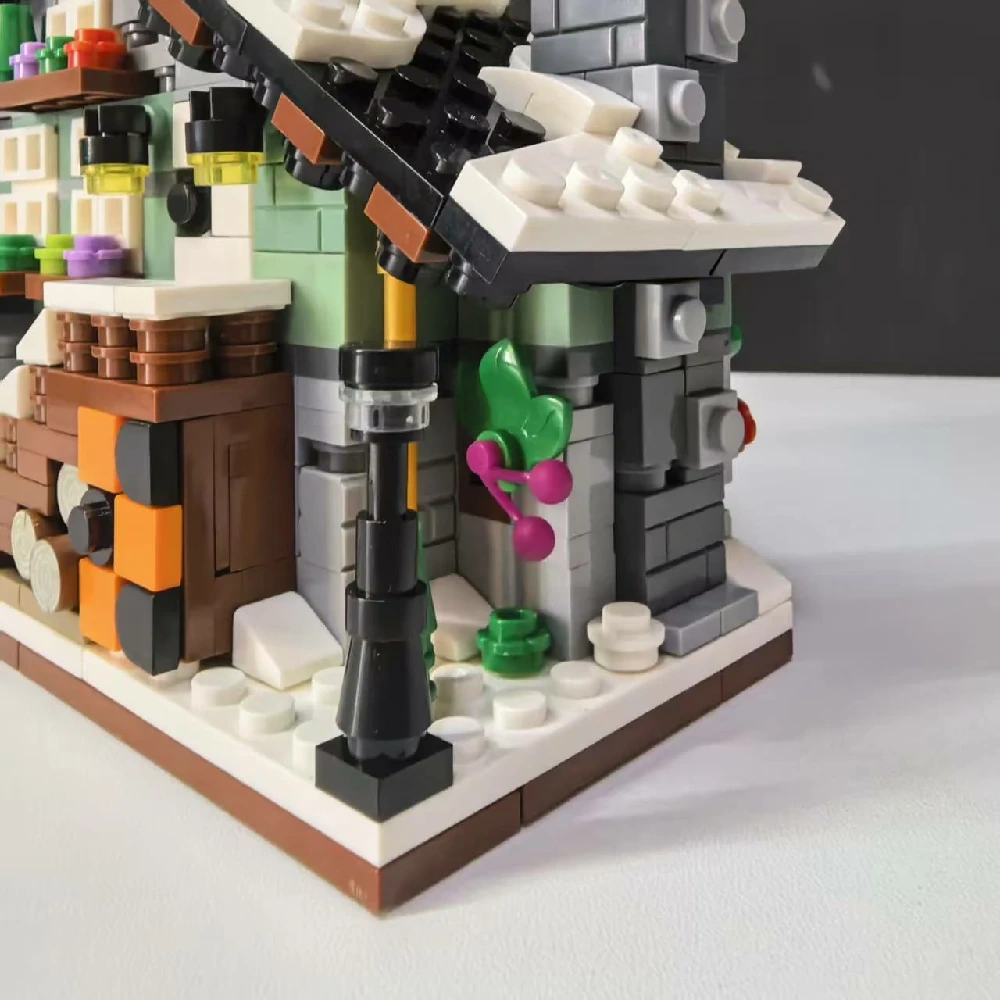 MOC 162201 Winter Chalet mini Piggy Bank
