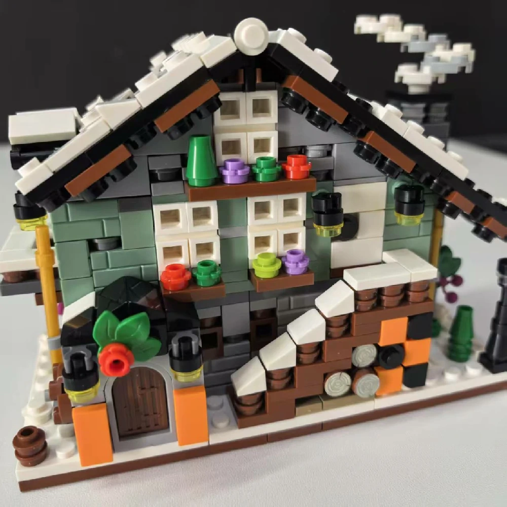 MOC 162201 Winter Chalet mini Piggy Bank