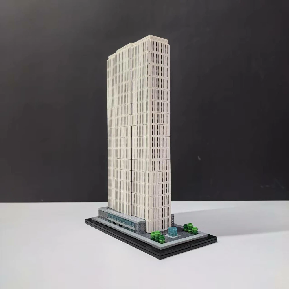 MOC 228751 General Motors Building 1:800 Scale