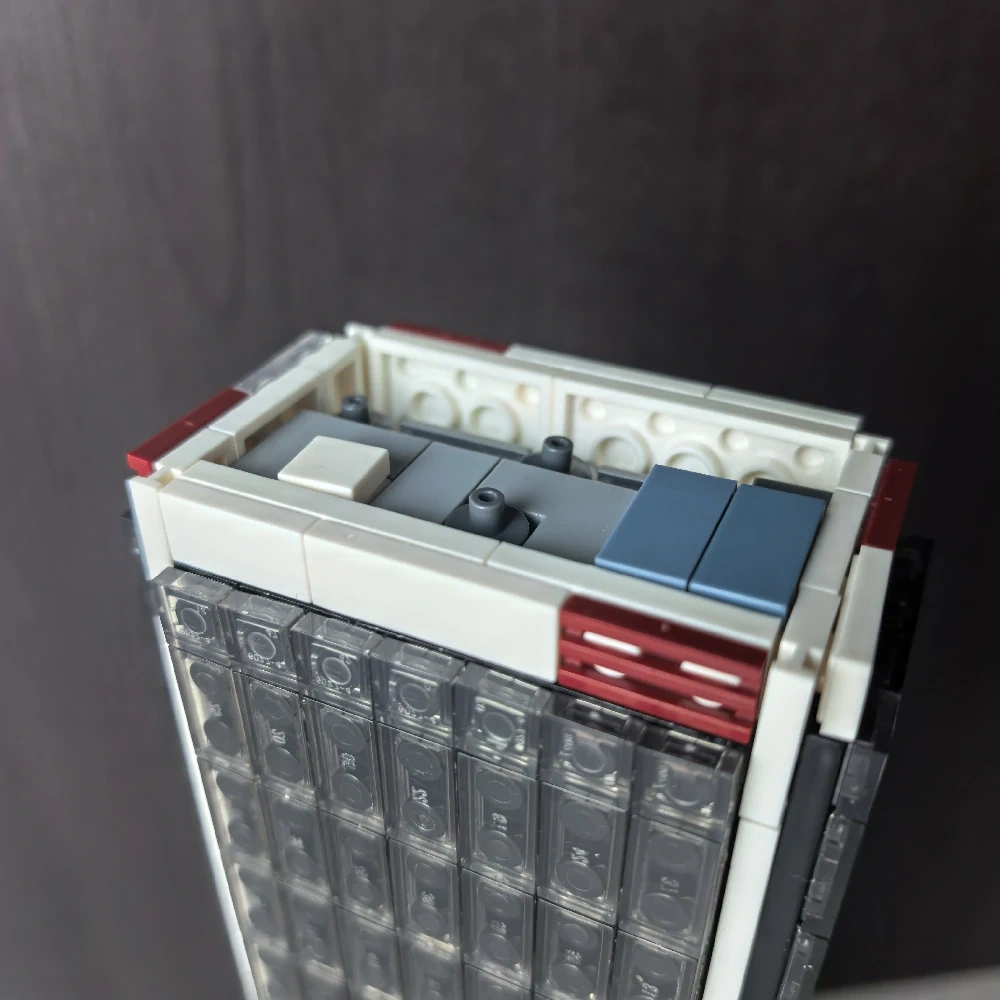 MOC 231911 Aon Center LA 1:800 Scale (Los Angeles)