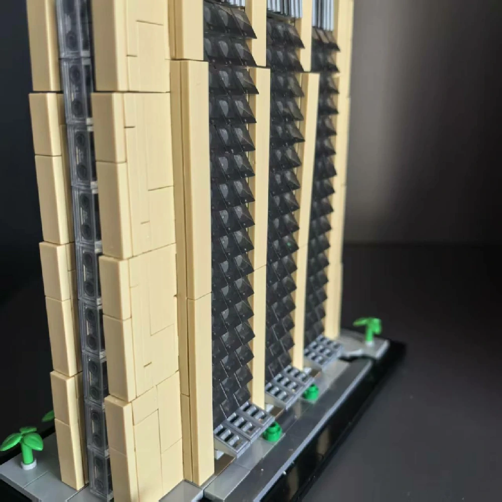 MOC 227859 The Index (Dubai) 1:800 Scale