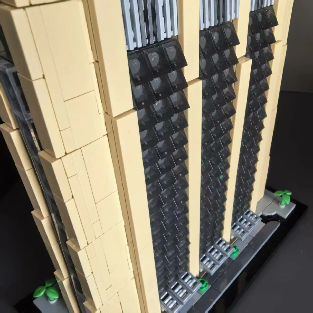MOC 227859 The Index (Dubai) 1:800 Scale