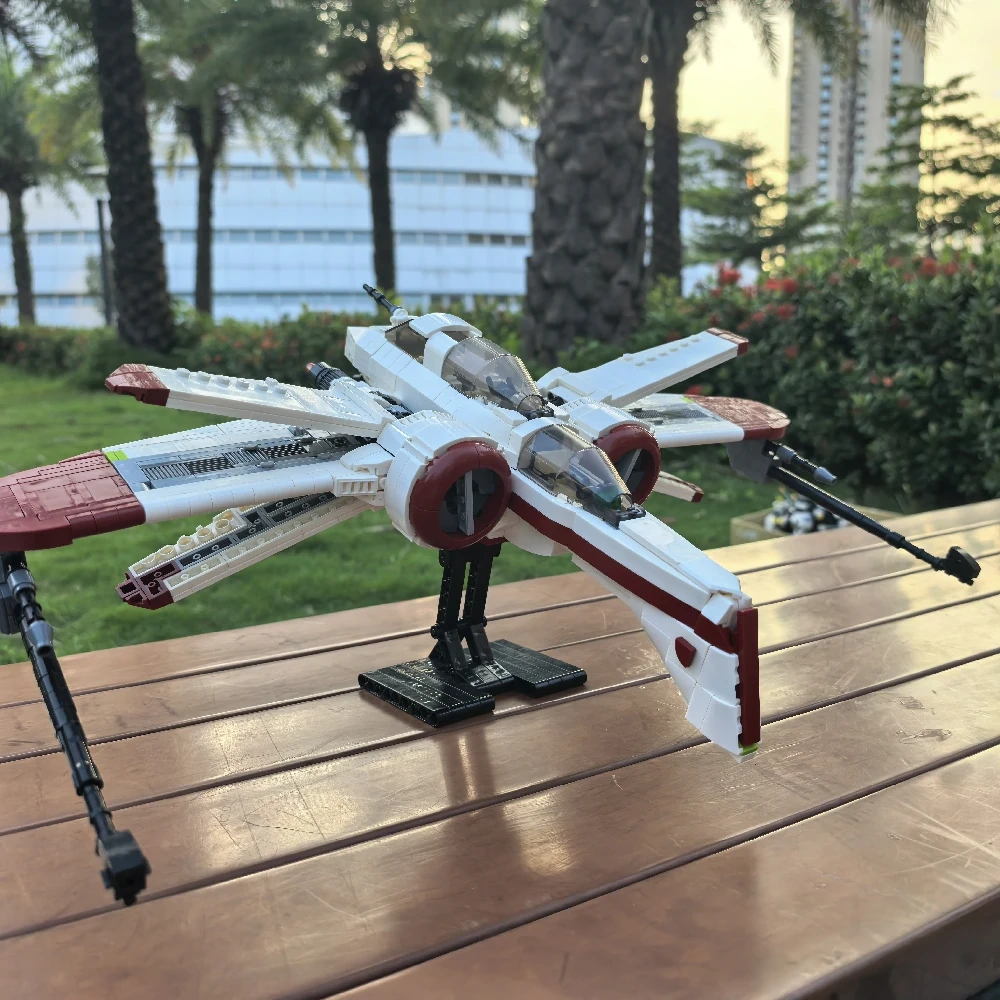 Studio 206151 PiXEL-DANs ARC 170 Starfighter