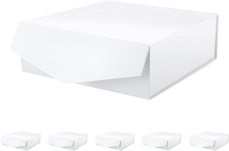 Magnetic gift box