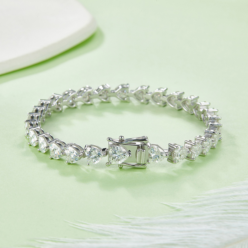 Heart Cut 0.5CT Moissanite Tennis Bracelet In Sterling Silver