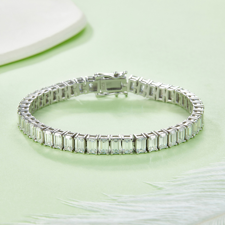 Rectangle Cut 0.5CT Moissanite Tennis Bracelet In Sterling Silver