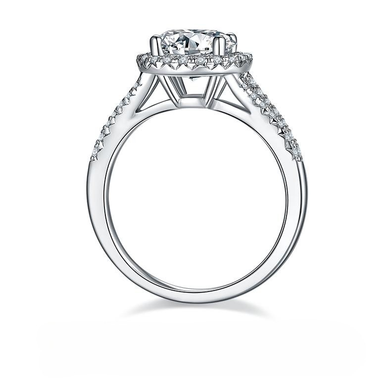 2CT Round Cut Moissanite Ring In Sterling Silver