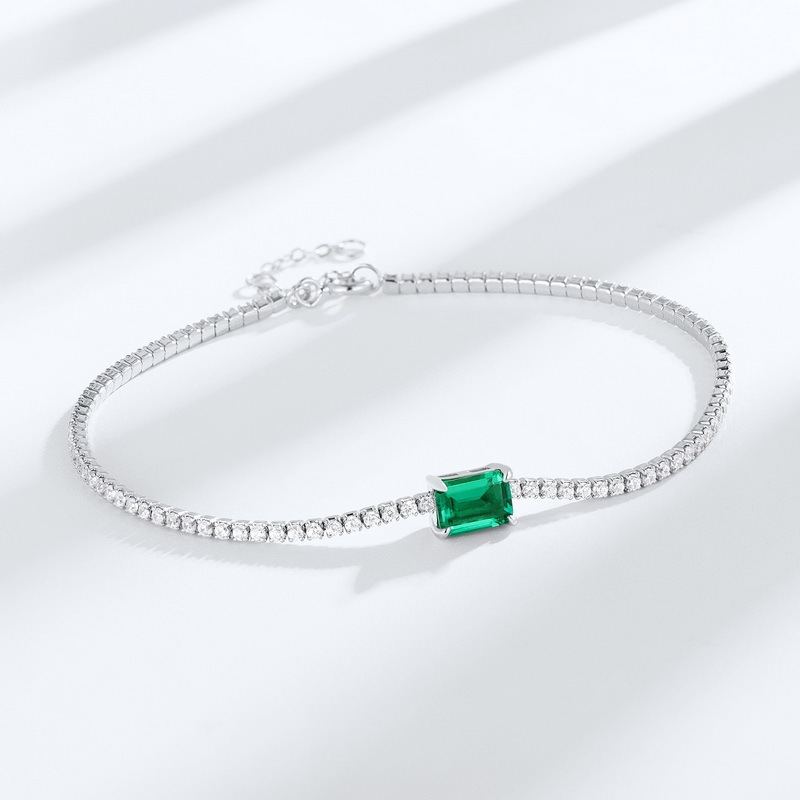 Lab-Created Diamond 0.77CT Emerald Bracelet