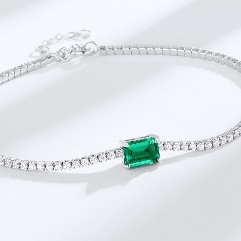 Lab-Created Diamond 0.77CT Emerald Bracelet