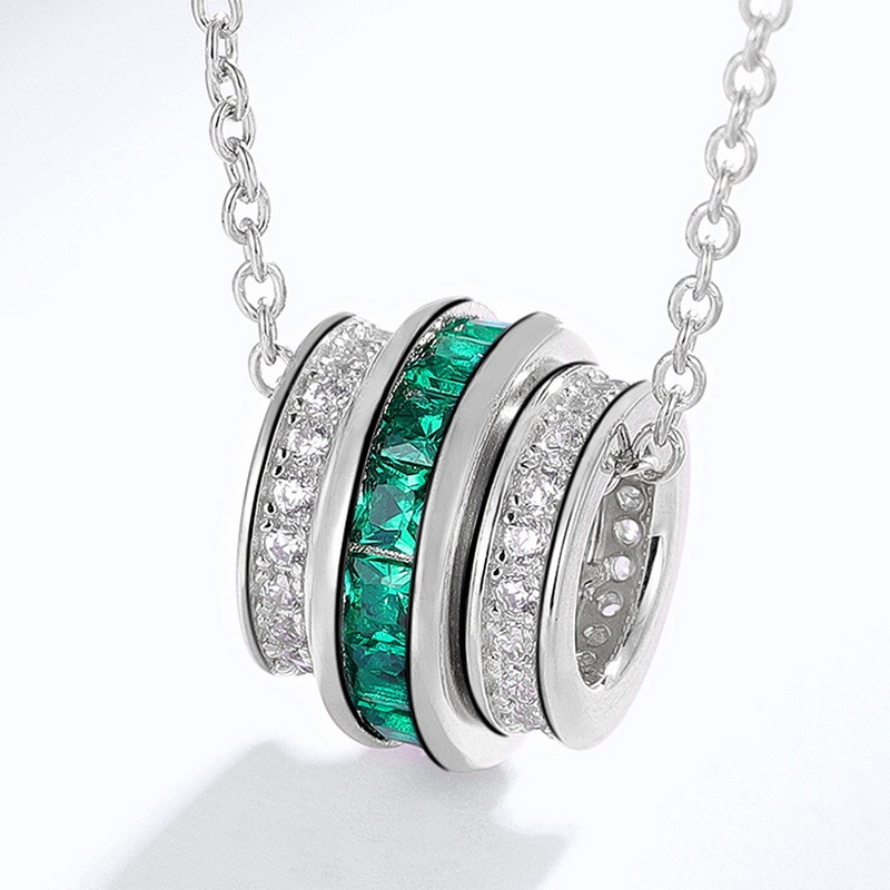 Emerald Halo Necklace In Sterling Silver