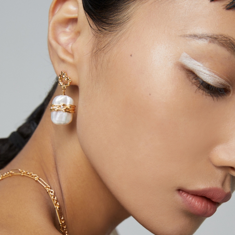 18k Gold Plated Vintage Dangle Pearl Earrings