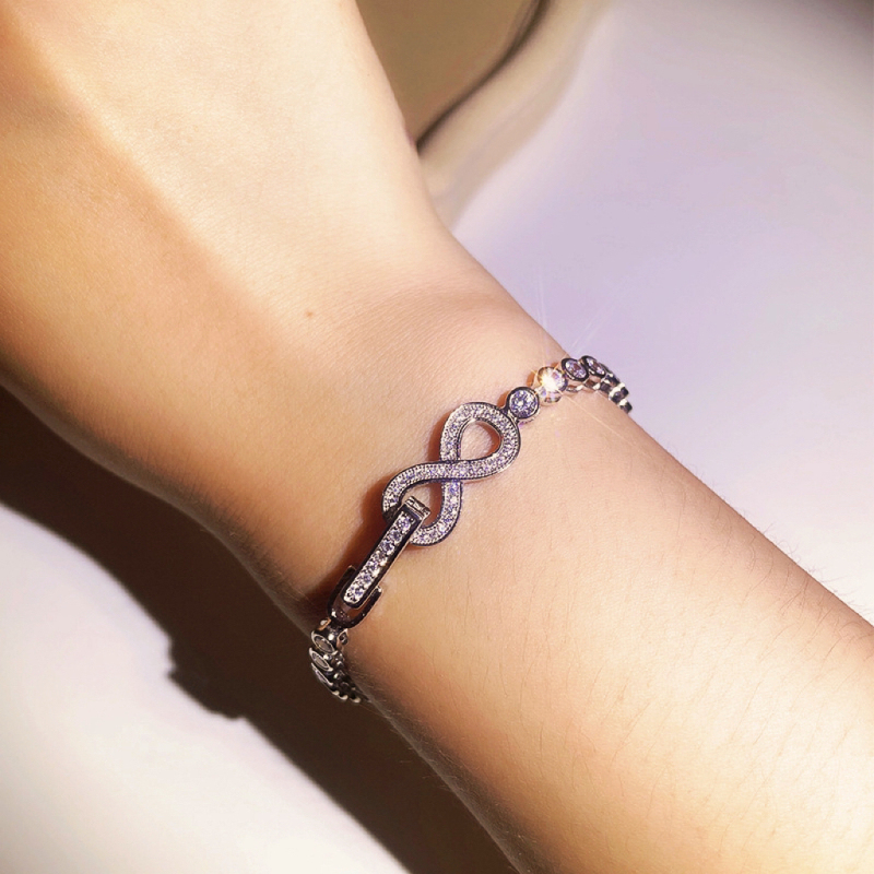 Figure-eight Sterling Silver Bracelet