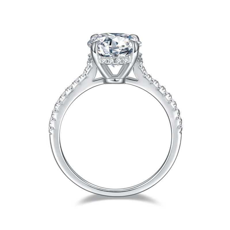 Classic 4-prong Sterling Silver Moissanite Diamond Engagement Ring
