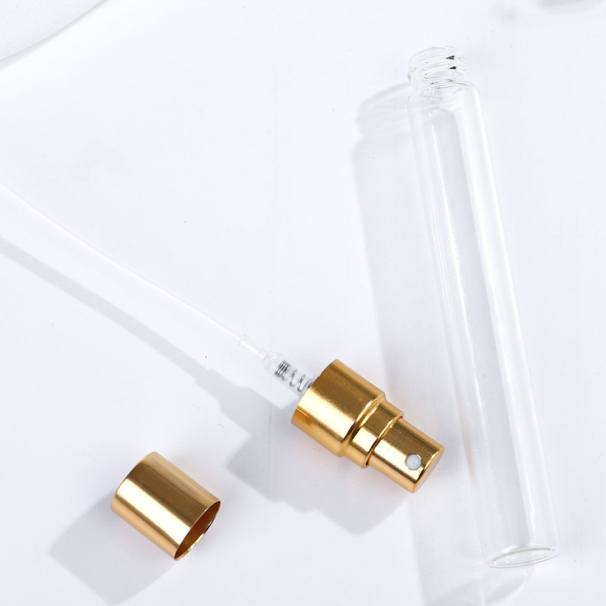 2ml 3ml 5ml 7ml 10ml スプレー付ガラス瓶。クリアーと茶色２カラーあり。