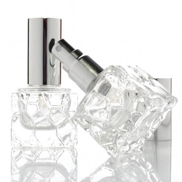 10mlのスプレー付き四角ガラス瓶