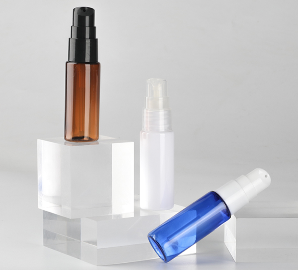 20ml ポンプ付きPETボトル、茶色、ブルー、白い、クリアー在庫
