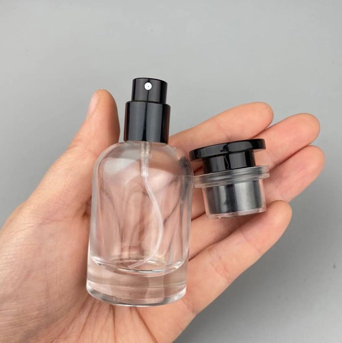 30ml スプレー付きクリアーガラス瓶